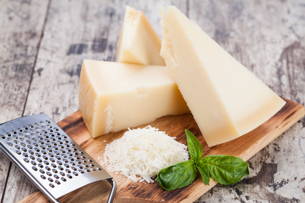 Parmesan lagern Lange Haltbarkeit durch richtige Aufbewahrung