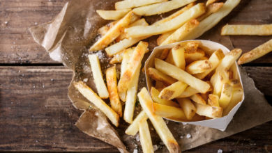 Photo of Pommes aufwärmen: So schmecken sie wieder knackfrisch