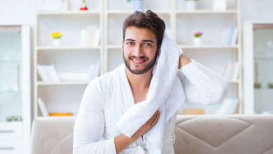 Photo of Stylishe Bademäntel für Herren: Diese Optionen gibt es